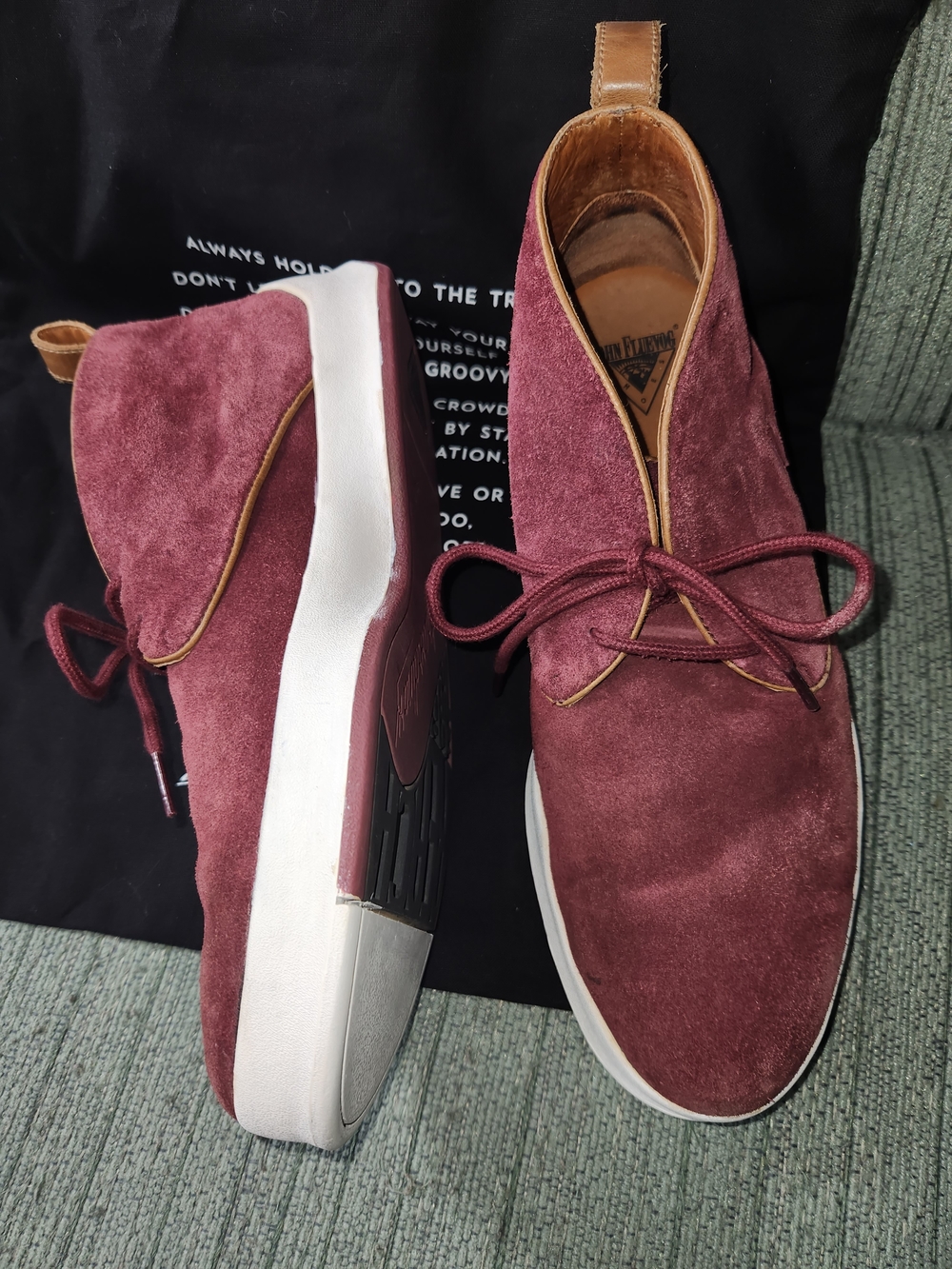🍉Men's Burgundy Suede Chukka Sneakers